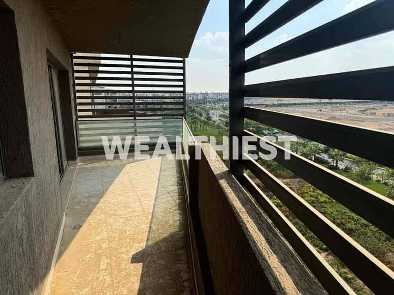 4 73b35bab-347c-4b53-9e6e-4aab8d5d0d0b. jpg