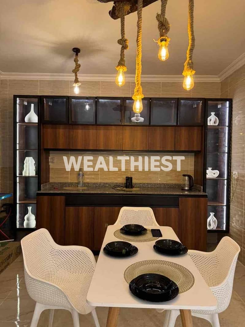 11 0f9283b8-f7c7-47e6-86fb-1240cf367534. jpg