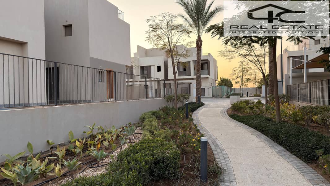 3 2025_12_23_16_37_IMG_1865. JPG