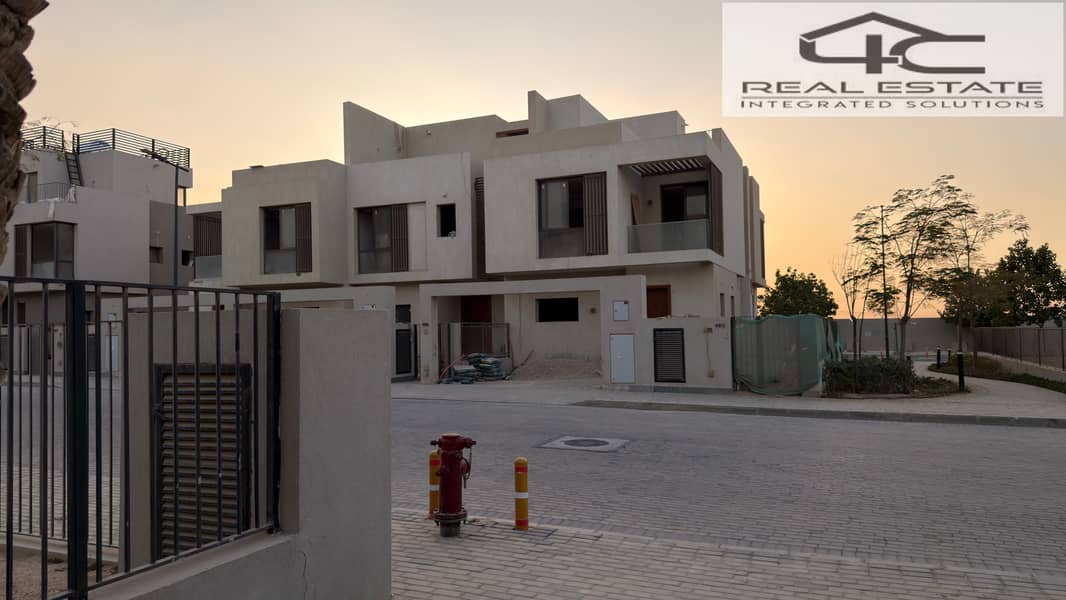 4 2025_12_23_16_38_IMG_1867. JPG