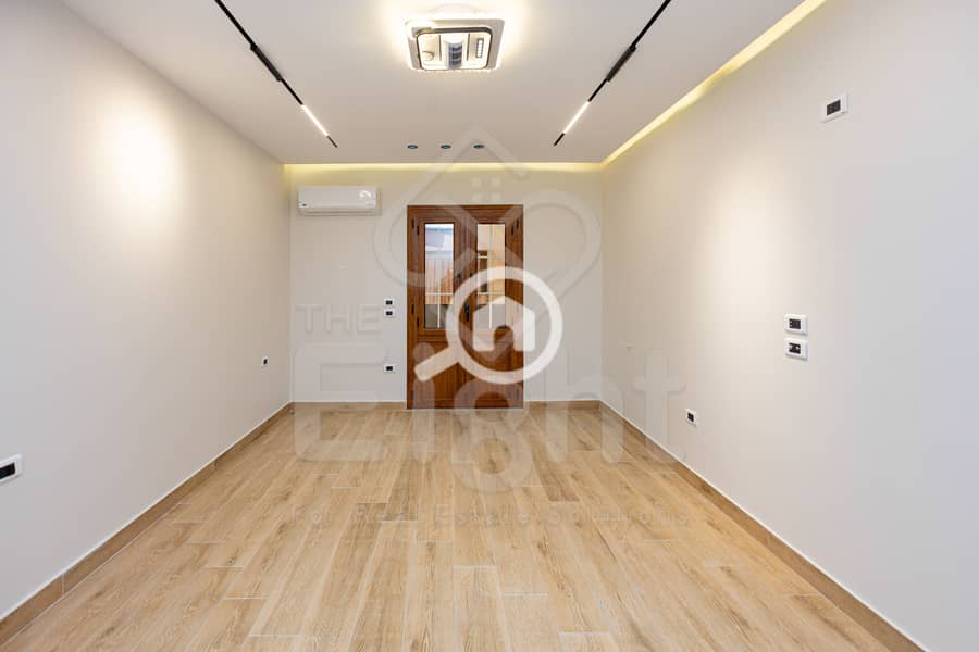 10 (10) IMG_9690. jpg