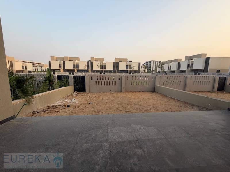 4 WhatsApp Image 2025-11-13 at 11.46. 34 AM. jpeg