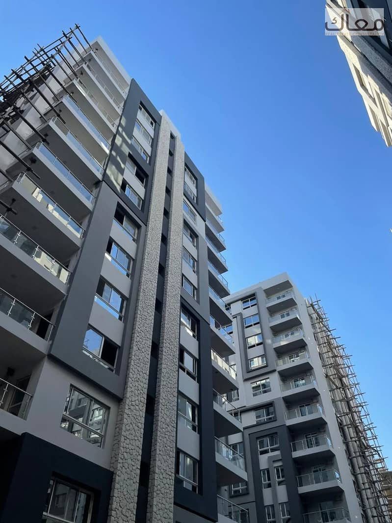 5 1964b8fe-5a82-415d-b3aa-732ce1855368. jpg