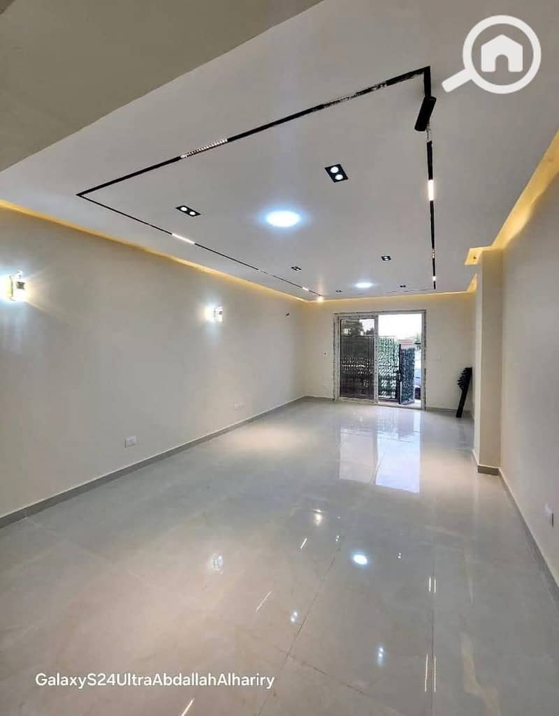 9 c2785cce-19dc-4772-9797-96e8b0bf4df2. jpg