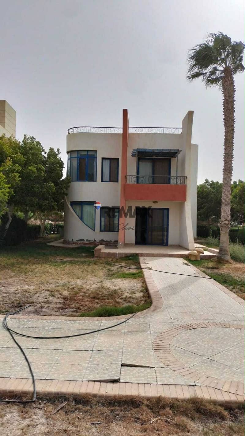 2 9af98732-3510-4cf7-a79a-c4c557ba2114. jpg