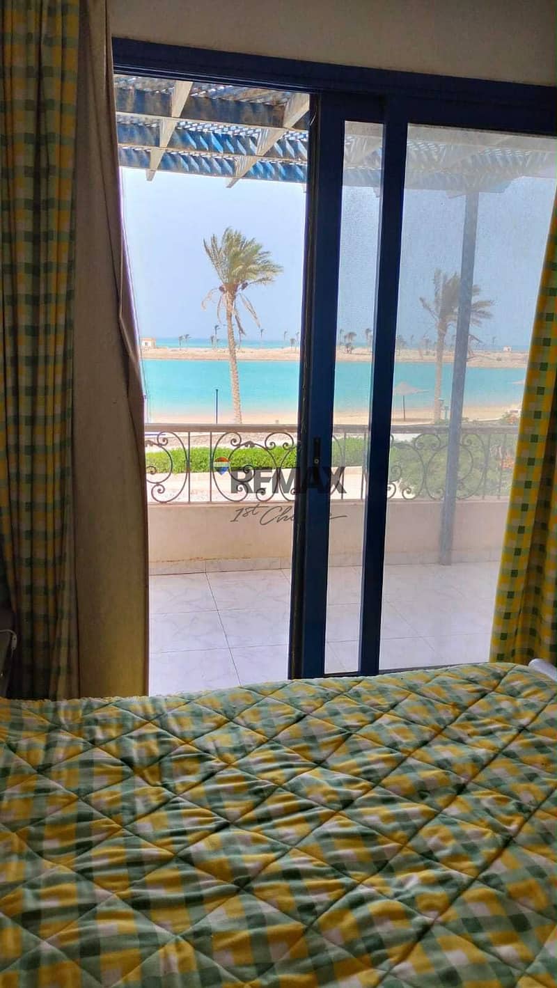 20 d6a92683-444e-4566-bd7b-6f68f3d1979f. jpg