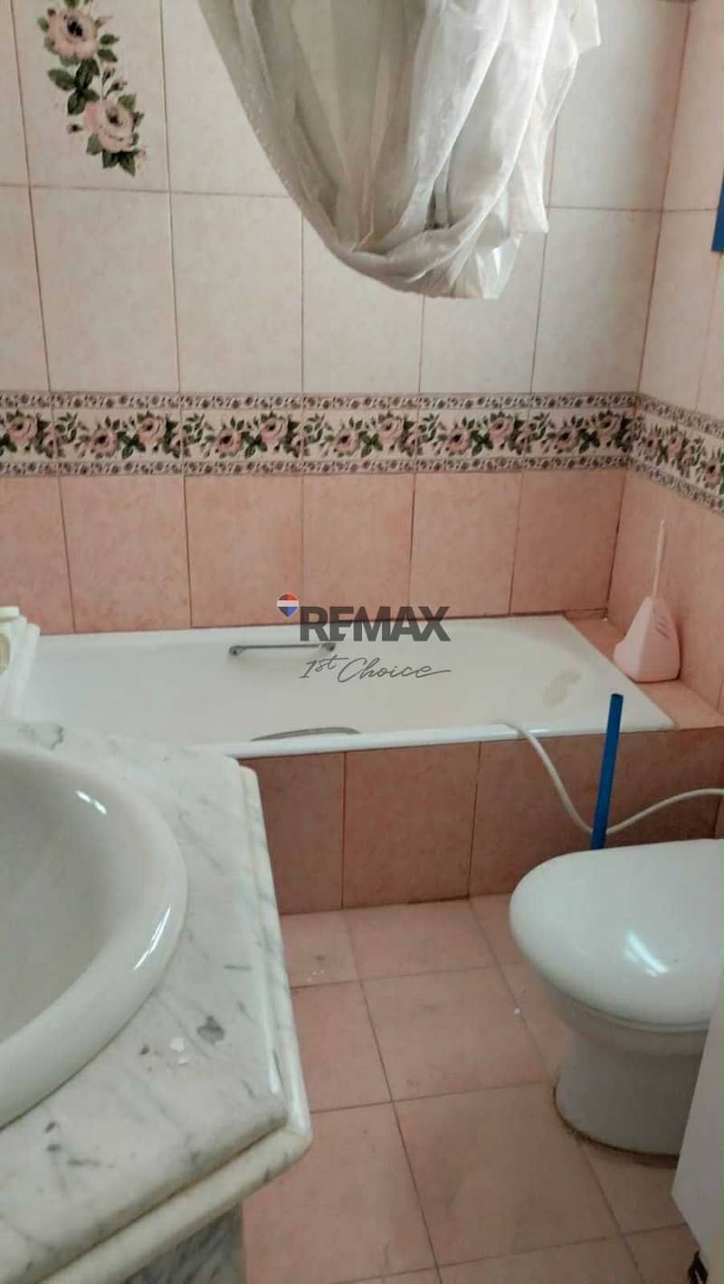 22 73f78207-0626-418e-b646-f28105807a04. jpg