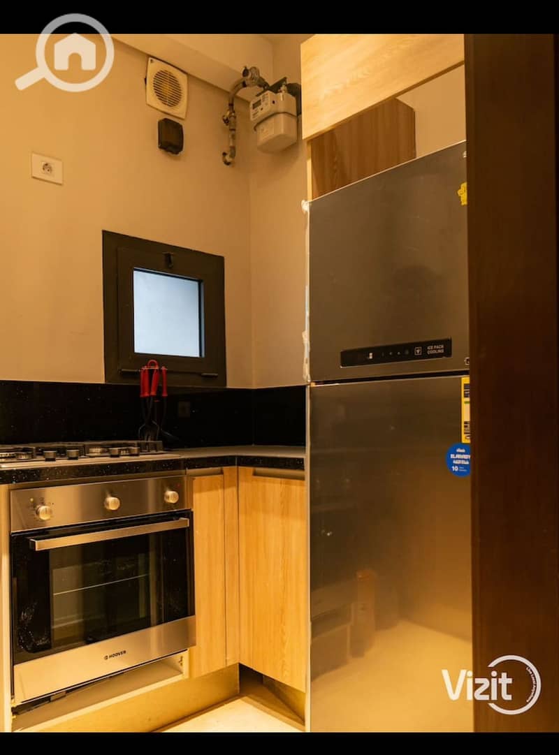 16 89778bca-40c7-4af1-b318-d99848980251. jpg