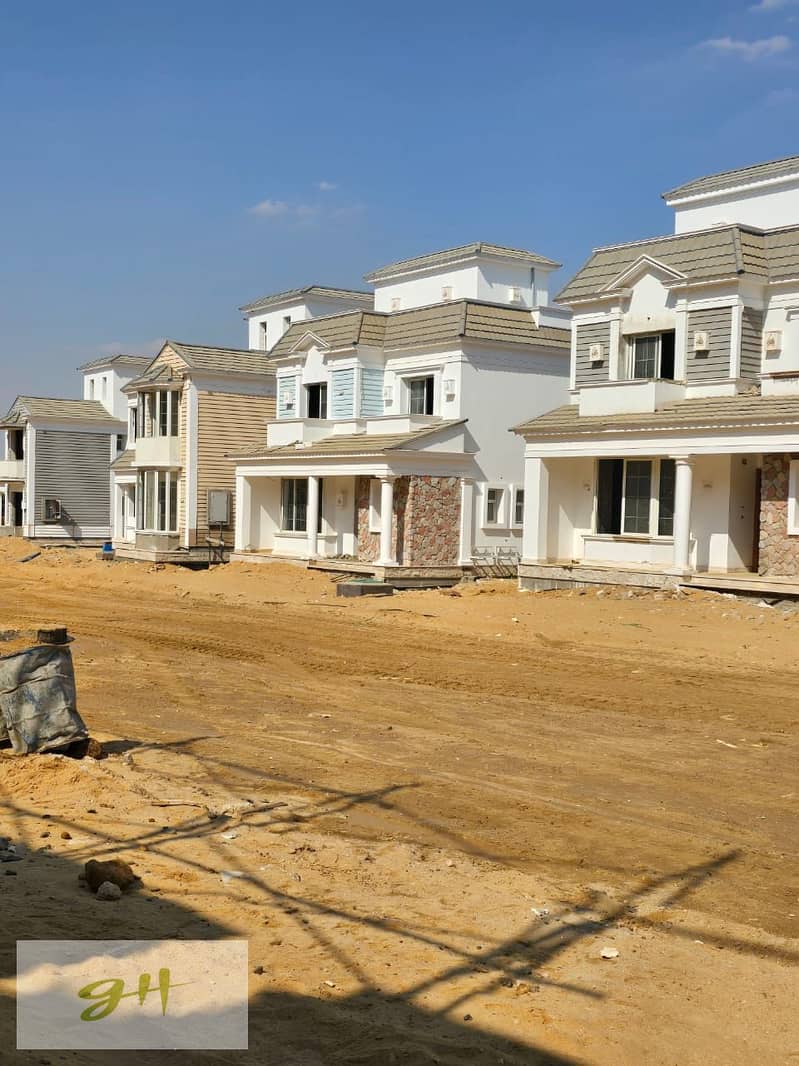 9 cf81452a-92a7-4634-860a-61f53d592fe2. jpg