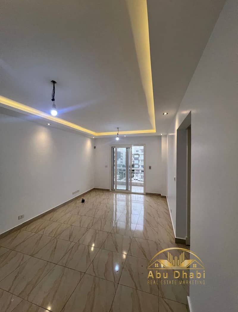 2 04da7628-c10d-43d7-b500-f791b5acd3be. jpg