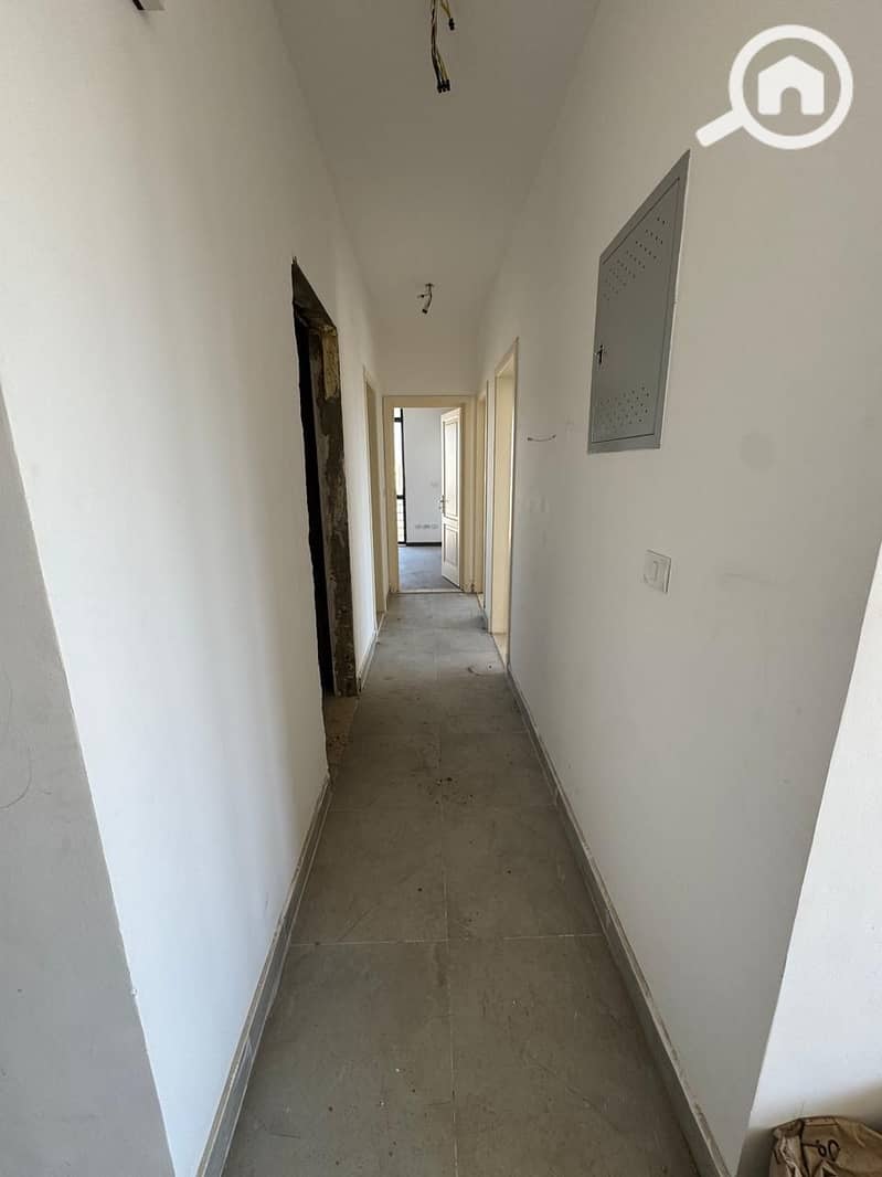 2 4488d39c-5174-45fe-8f32-822f3b20c1ce. jpg