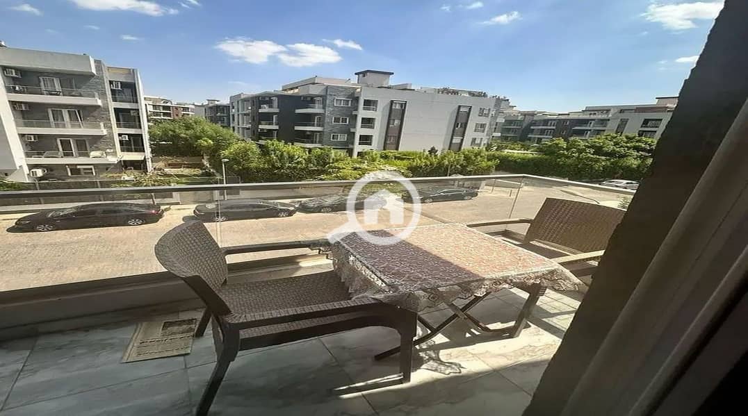 2 36139511-800x600_1400x900. jpg