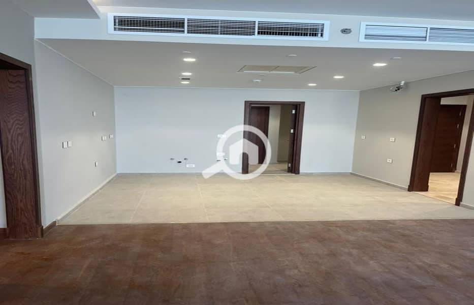 4 458478820_530003966242481_2841585677686582633_n_1400x900. jpg