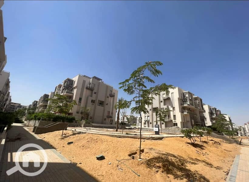 8 57fad4d0-07aa-40e3-898c-9373189898f1. jpg