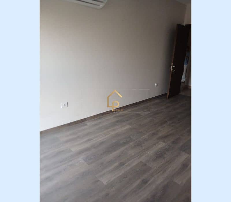 3 WhatsApp Image 2025-12-17 at 6.19. 08 PM (1). jpg