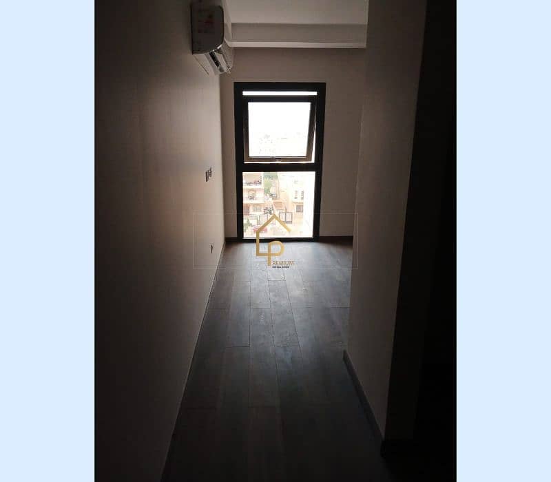 10 WhatsApp Image 2025-12-17 at 6.19. 12 PM (1). jpg