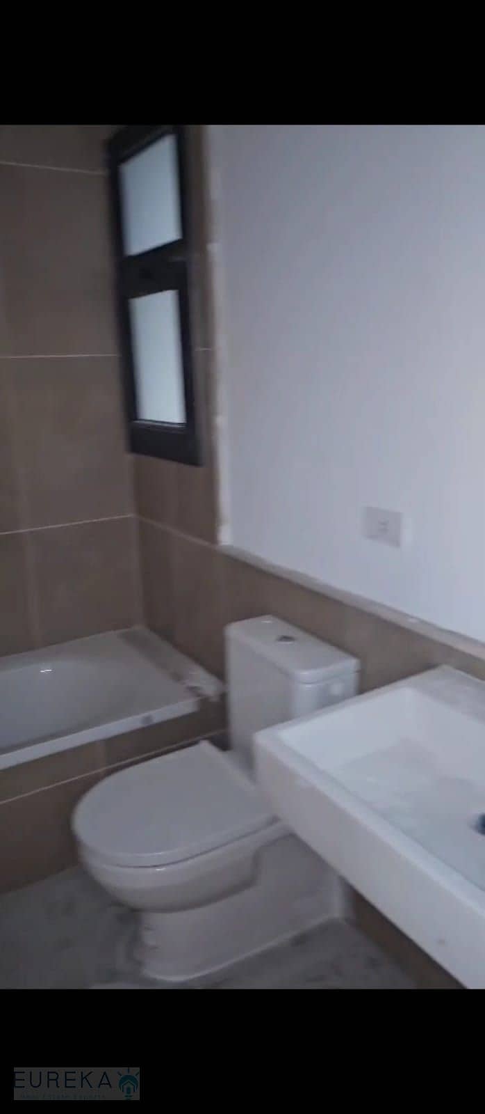 3 25f9a296-3867-4b32-bf6c-3bd2c9f17c01. jpg