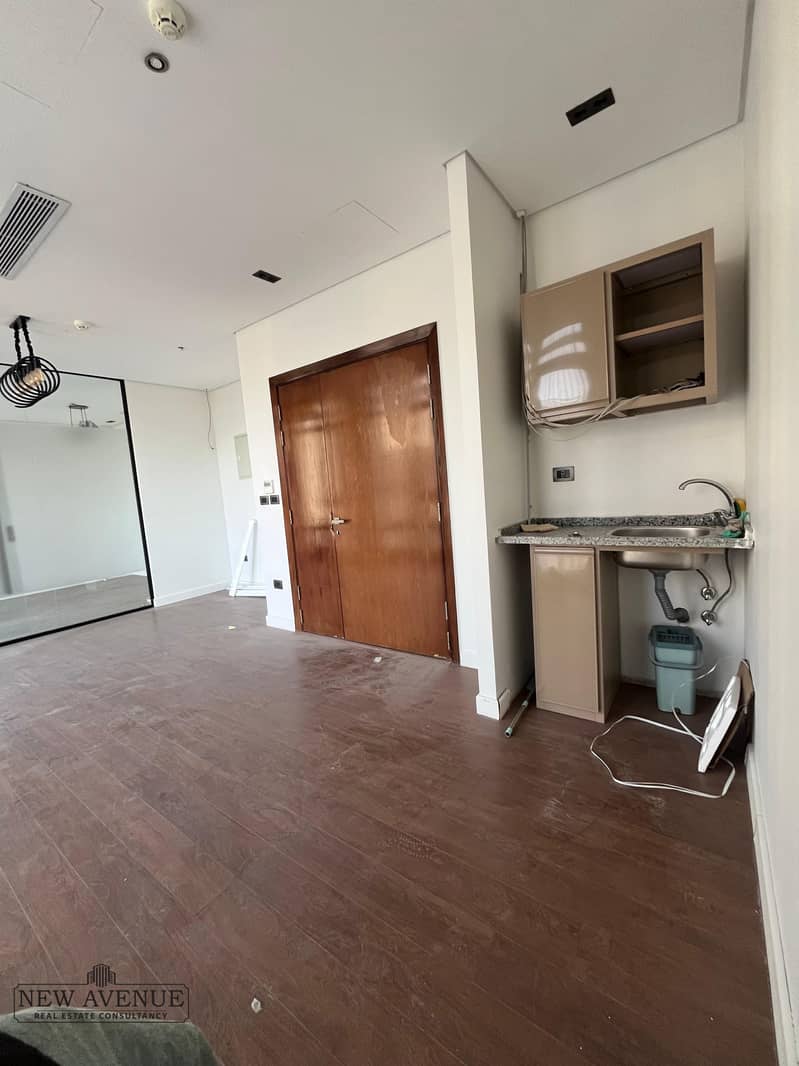 6 WhatsApp Image 2025-12-23 at 3.04. 15 PM (3). jpeg