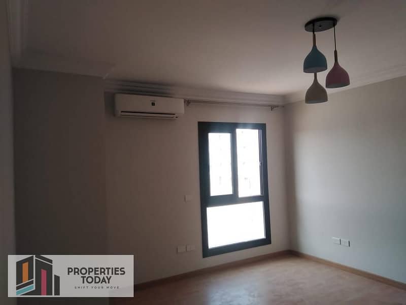 13 c77df7f5-344e-4d12-a69a-eedc030a0612. jpg