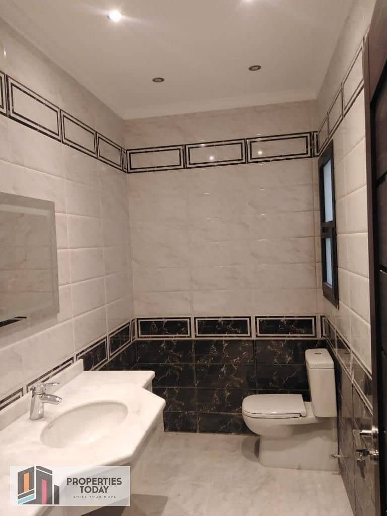 18 e83c93ff-cfbe-49c5-afde-9eed8476b918. jpg