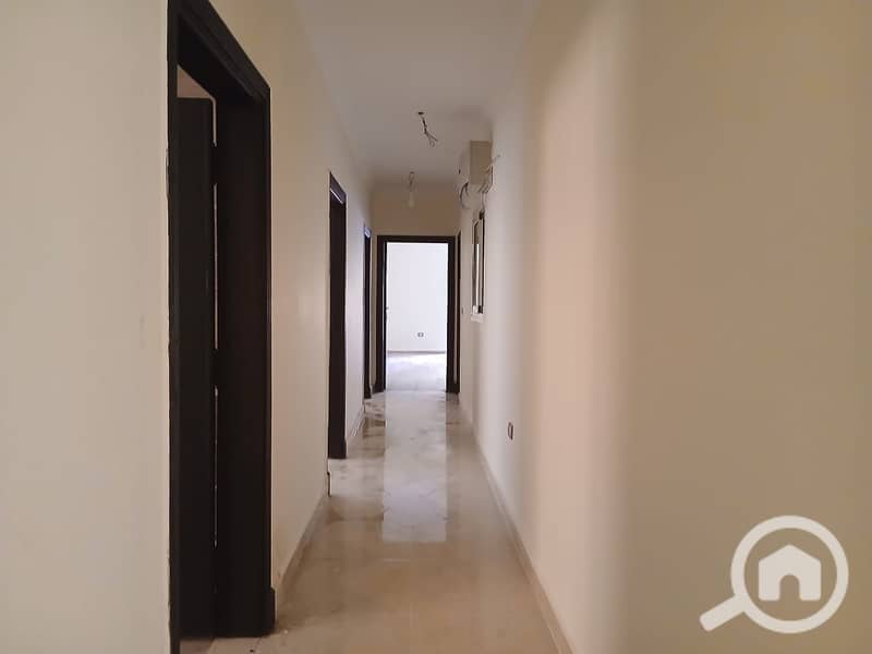 6 WhatsApp Image 2025-04-12 at 15.39. 34_c3ebad82. jpg