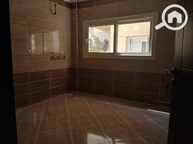 7 WhatsApp Image 2025-04-12 at 15.39. 34_c36110da. jpg