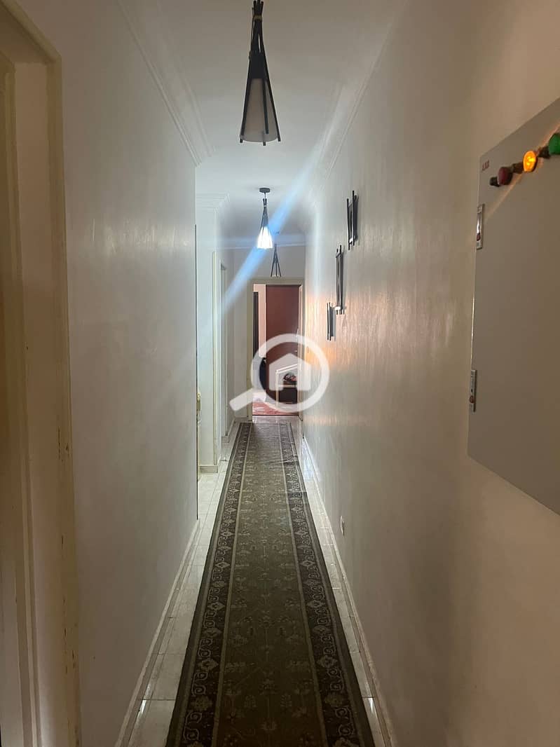 6 8dc79023-2c45-4321-b083-bfcb75c31157. jpeg