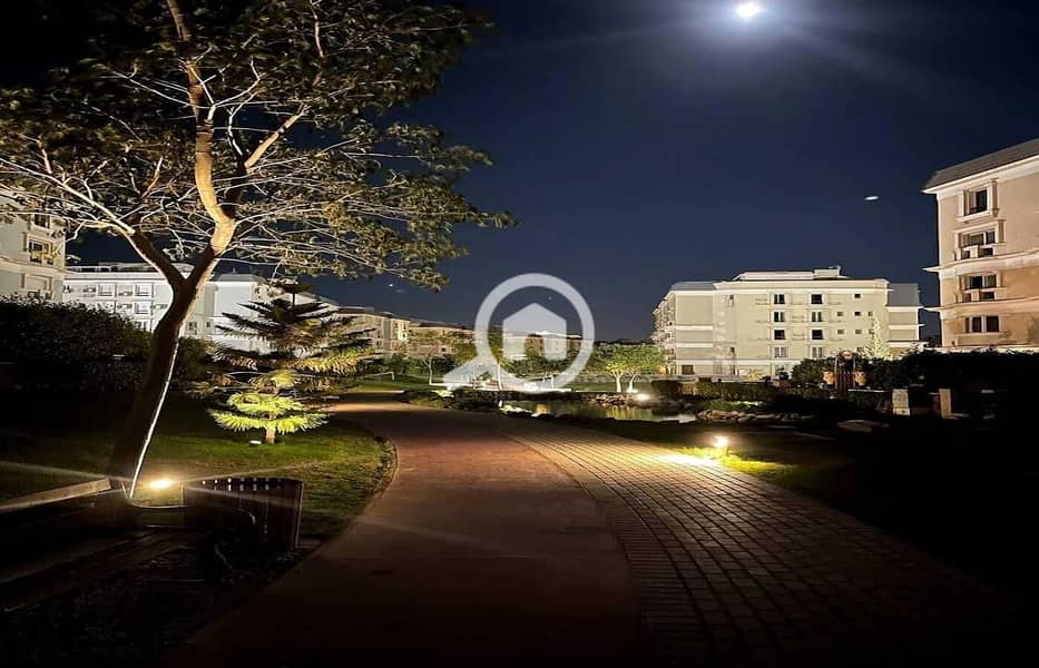 15 cca6e886-b0f8-4aaf-8893-71c6ad5bcb76. jpg