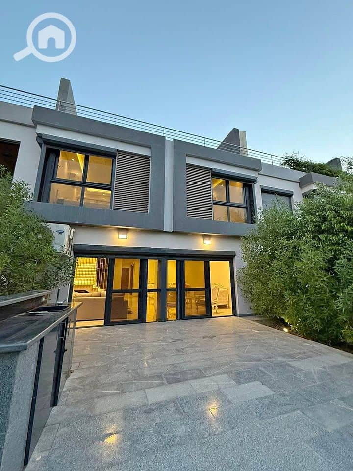 2 568850719_2071617333373008_6340555774113890885_n. jpg