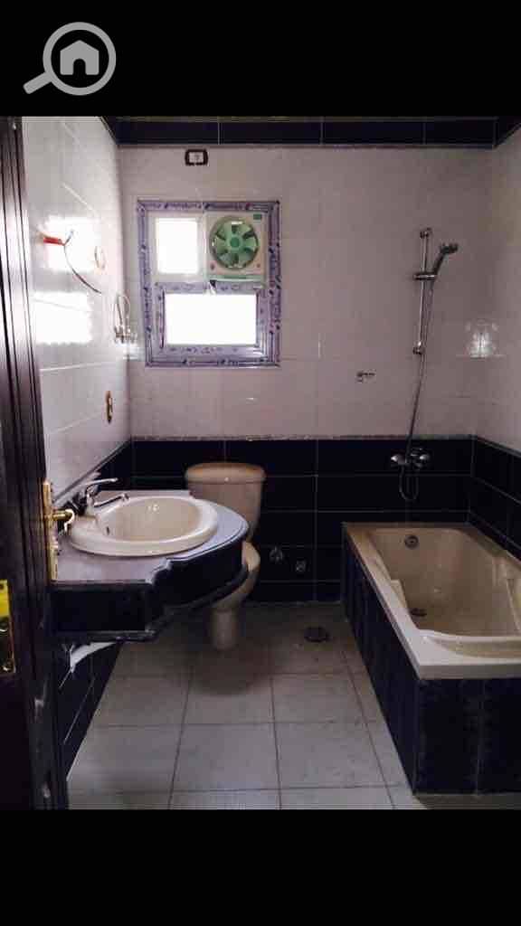 7 082087a6-8813-4338-b1a1-5e9f0a7b1ed4. jpg