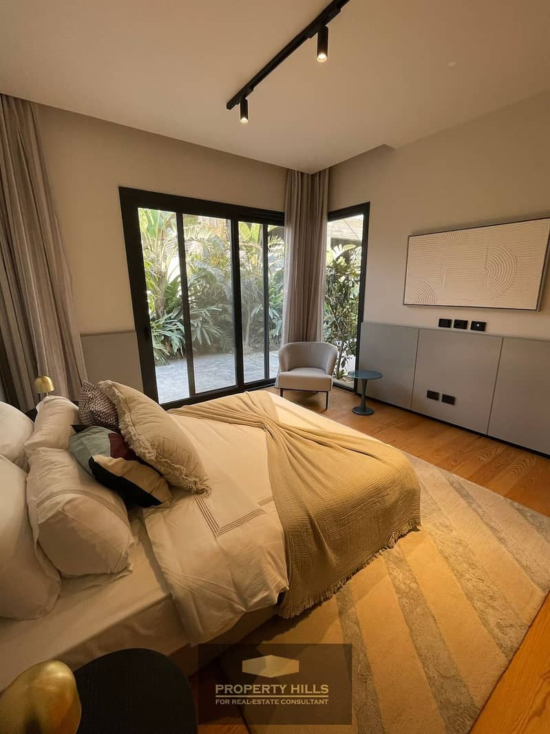 11 PHOTO-2025-12-10-14-01-21. jpg