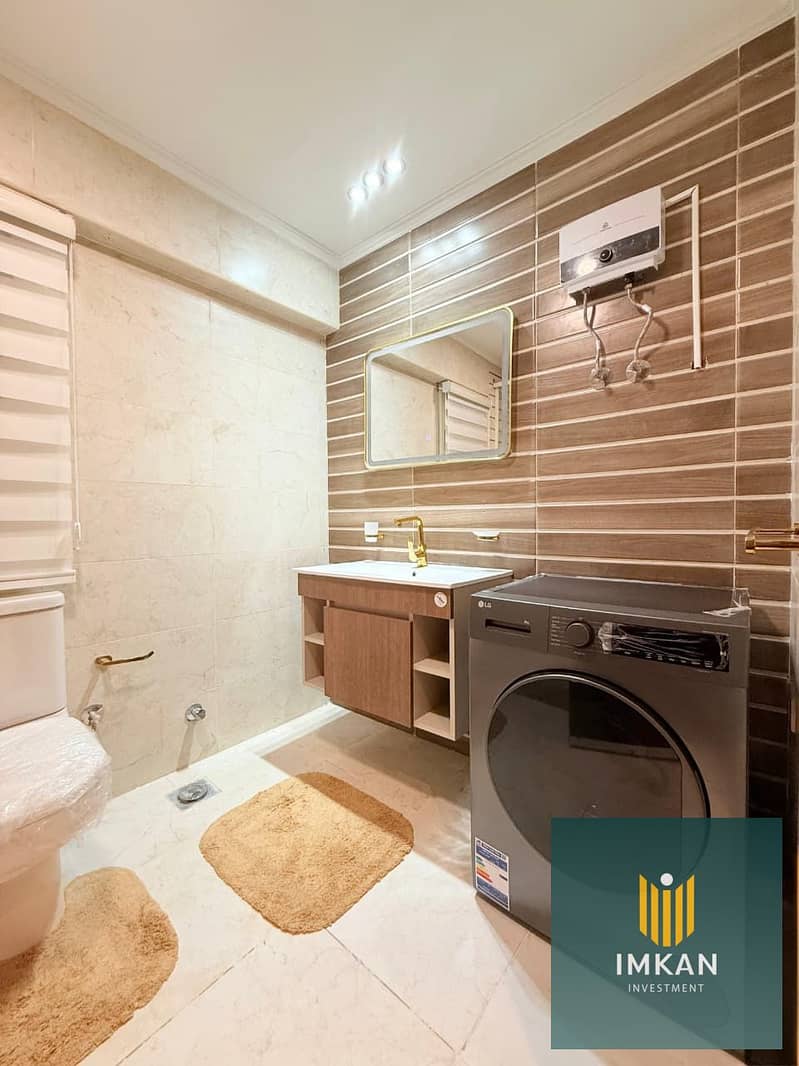 4 WhatsApp Image 2025-09-08 at 16.26. 08_57377548. jpg