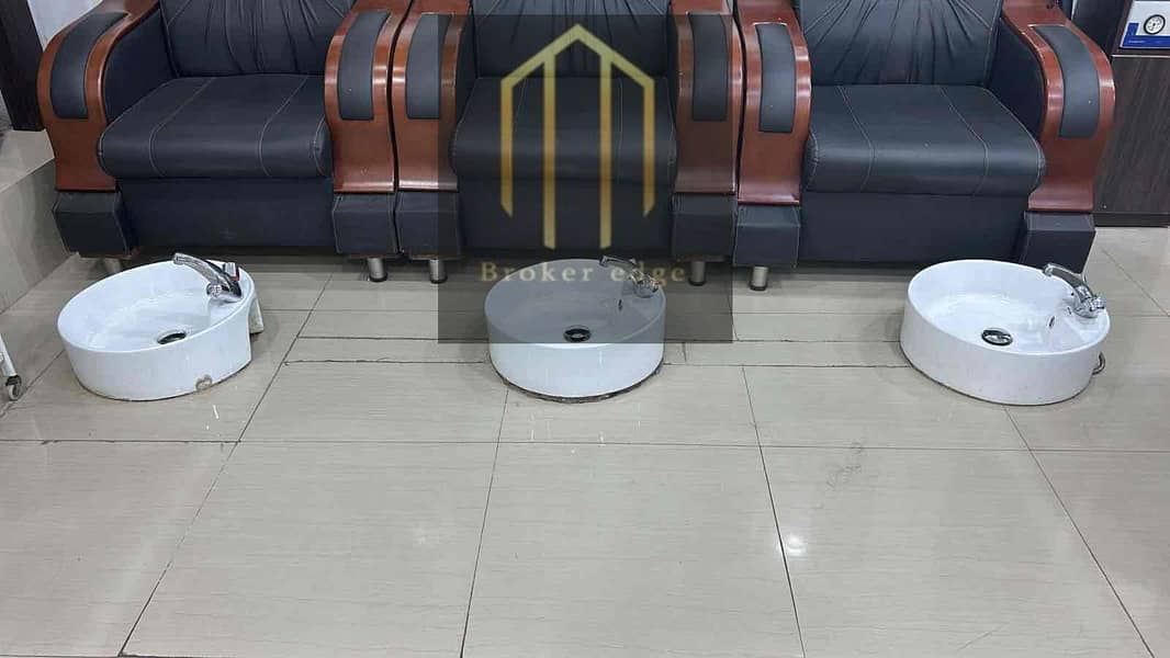 2 6c26058e-b74f-479b-8ed4-f18335ab2e32. jpg