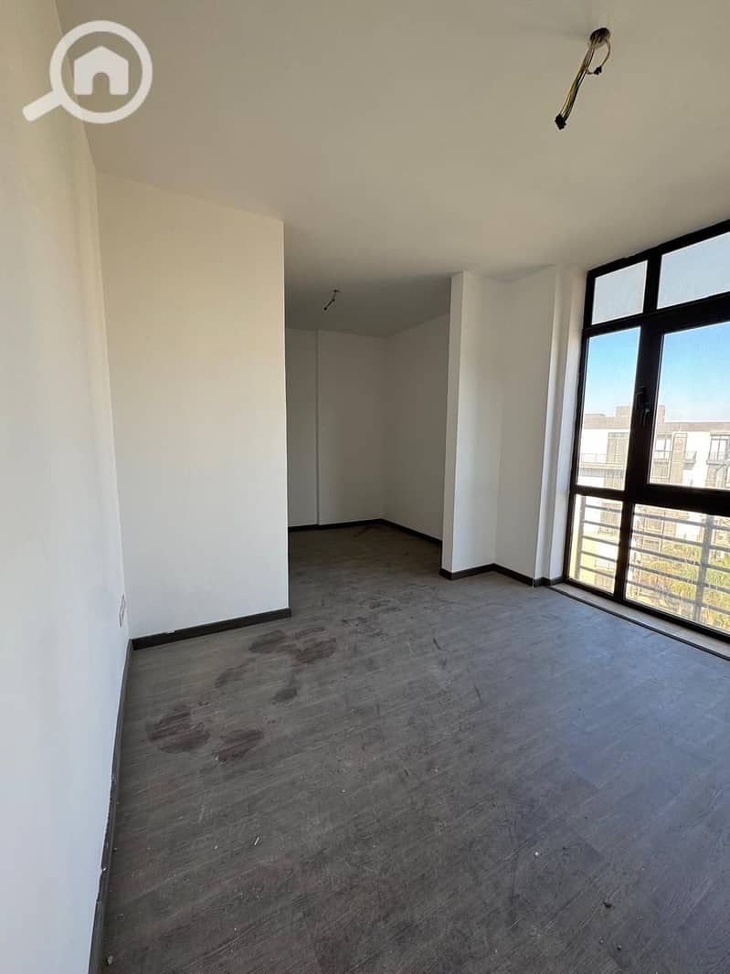 8 da2d6250-7db4-4373-9707-507c89c95f37. jpg