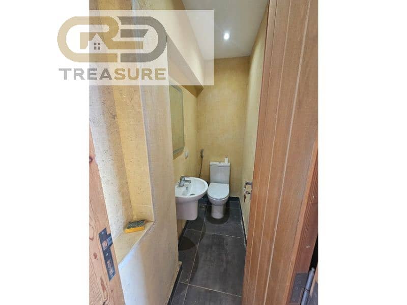 15 WhatsApp Image 2025-12-14 at 4.48. 57 PM. jpg