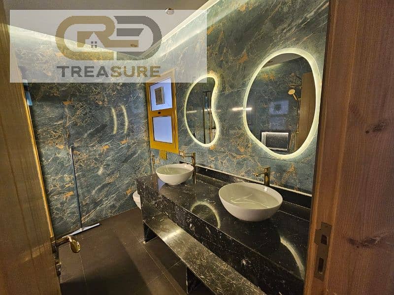 17 WhatsApp Image 2025-12-14 at 4.48. 58 PM (2). jpg