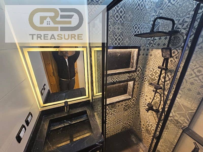 28 WhatsApp Image 2025-12-14 at 4.48. 47 PM. jpg