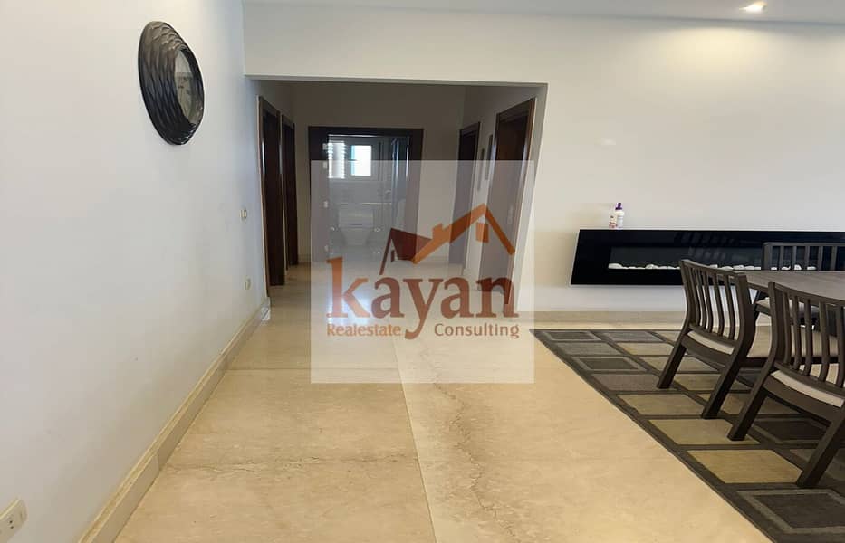 10 e35ba2bb-1922-4504-8830-35a48a8974d2. jpg