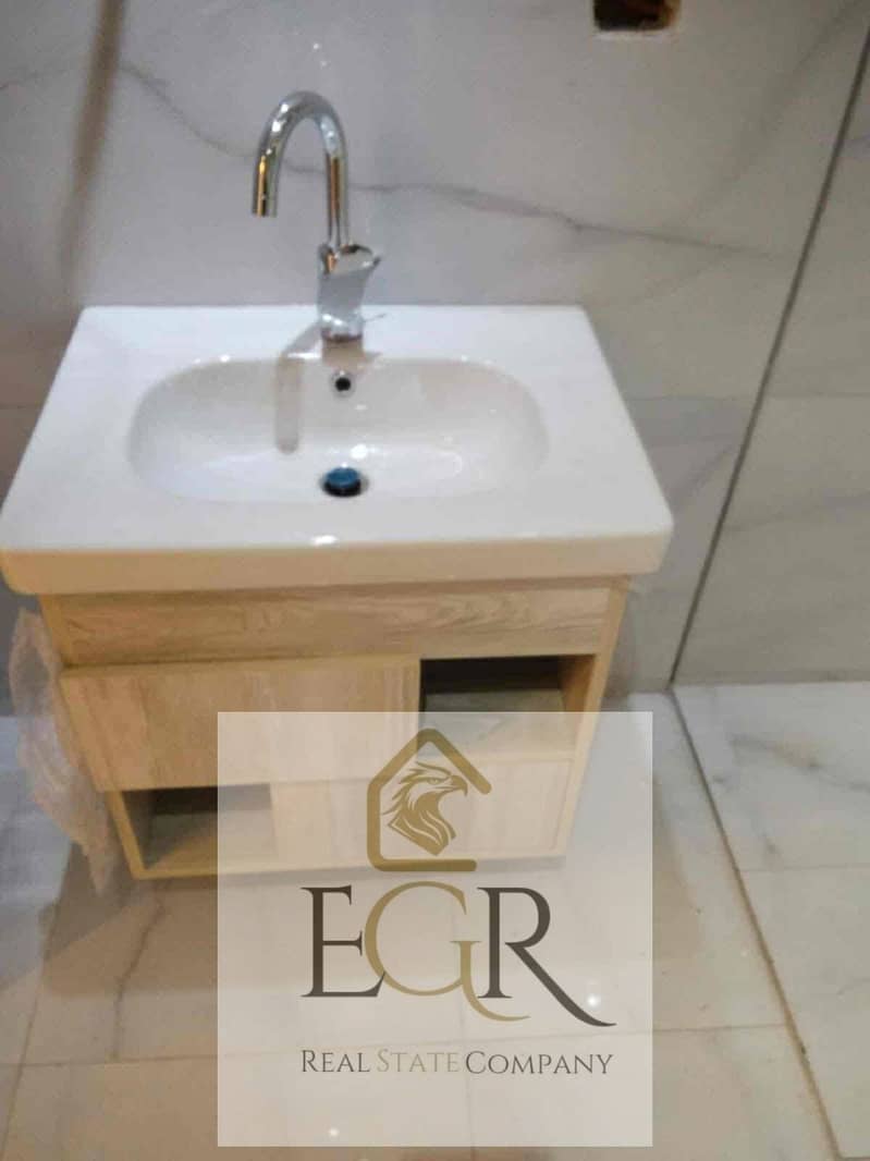 9 att. VimysL1SMqOZqkZiGuLeTbR56wj6GKeuJ5z8kw88Q9c. jpg