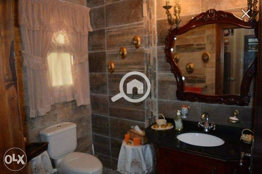 4 30791e58-b7fa-4d25-bc0a-cfa6c8bf9cd3. jpg