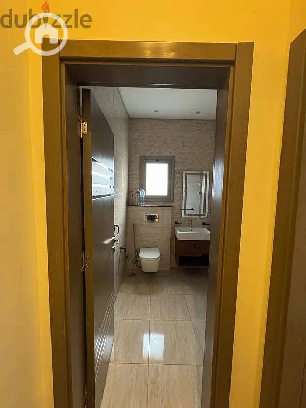 6 WhatsApp Image 2026-01-11 at 20.00. 33 (2). jpeg