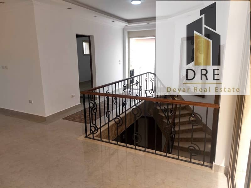 17 b845fd1e-9bd1-447d-8efd-7349c545b2ca. jpg