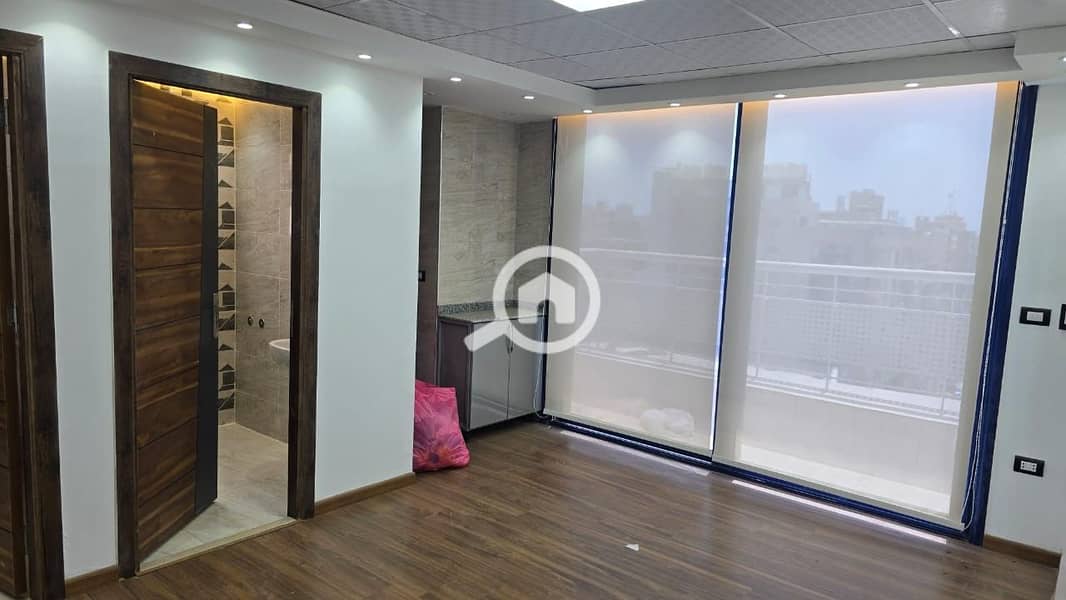 8 59f6fc57-2f36-4556-8718-20bcfdb78c09. jpeg