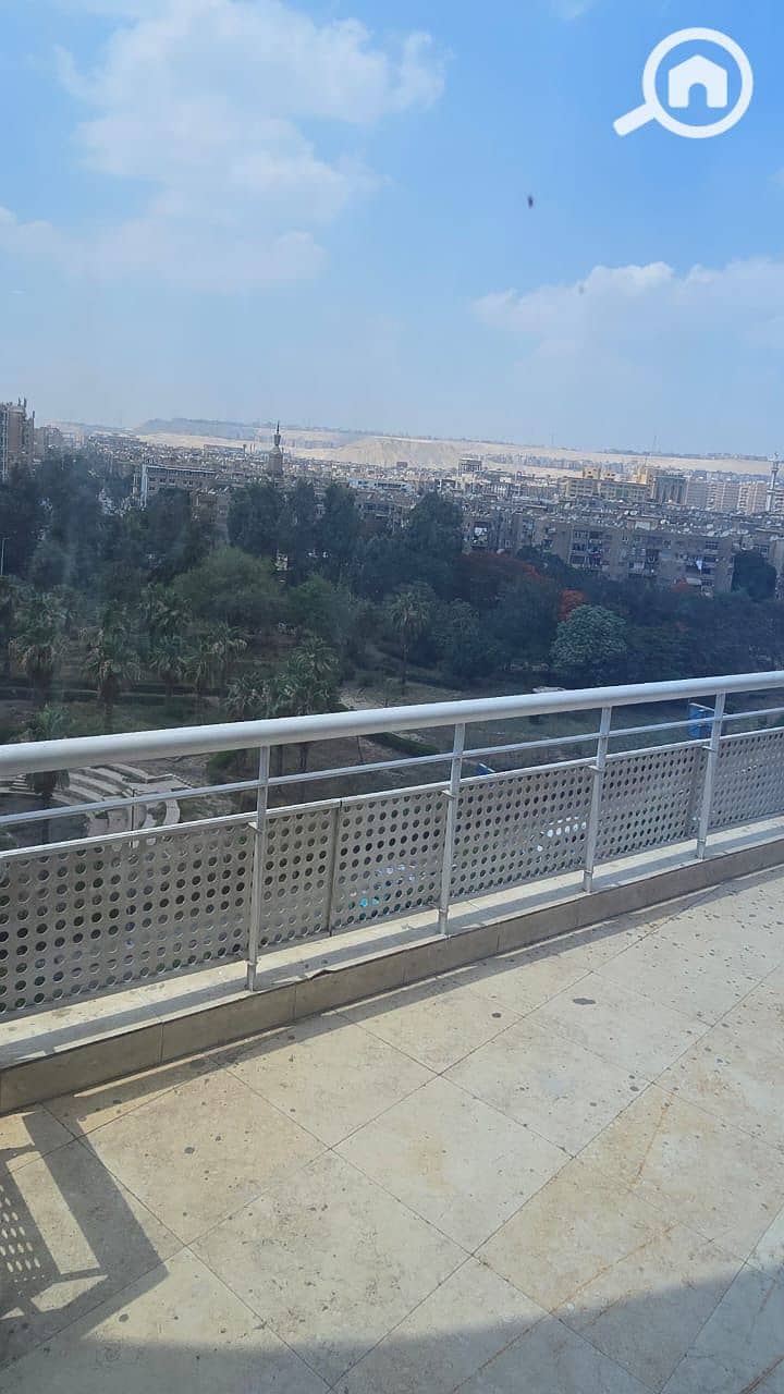 9 0bf55397-5e1b-4e8e-b435-02624779ee83. jpeg