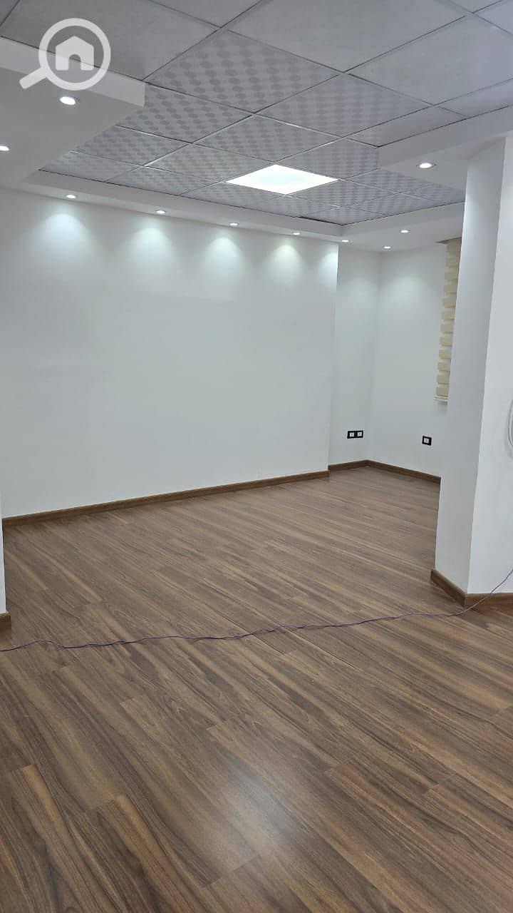 14 b3fb25e2-ac30-4a12-90f4-56bbae54b67e. jpeg