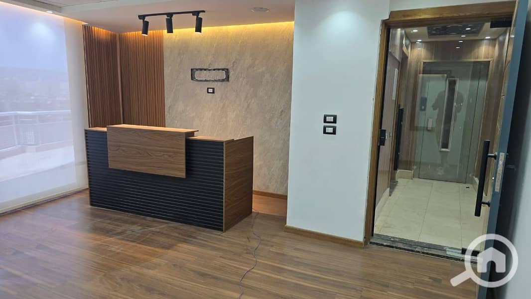 16 a92b4dd8-bd4b-4144-b456-e35f13bcb14b. jpeg