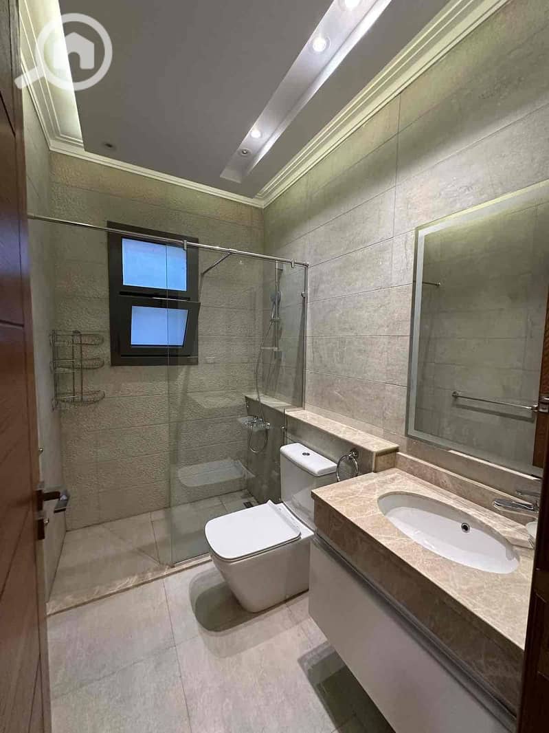 13 d6ed5c60-f99a-4dc2-8e31-3f9c6bc223c7. jpg