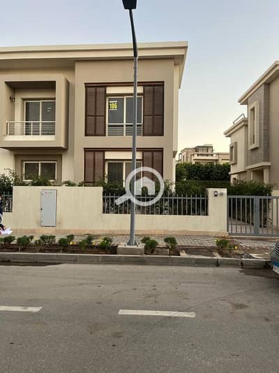 فیلا 5 غرف نوم للايجار في القاهرة الجديدة، القاهرة - WhatsApp Image 2026-01-18 at 1.06. 20 PM (1). jpeg