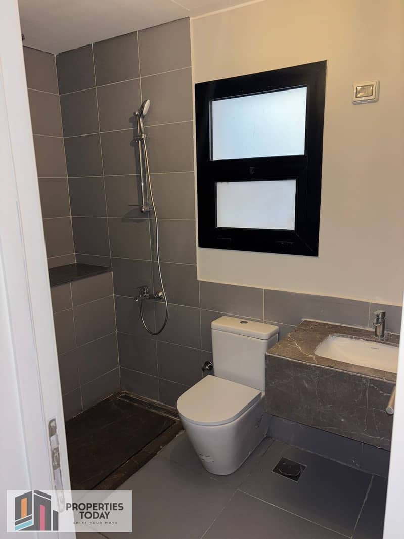 4 WhatsApp Image 2025-11-24 at 12.20. 31 PM (1) - Copy. jpeg