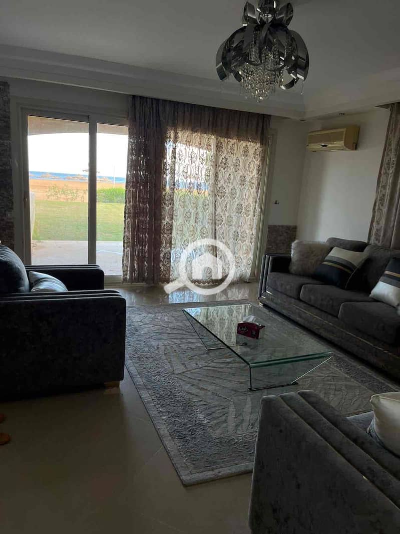 4 5d515d27-4418-4fe8-9cc2-b9f436f670d8. jpg